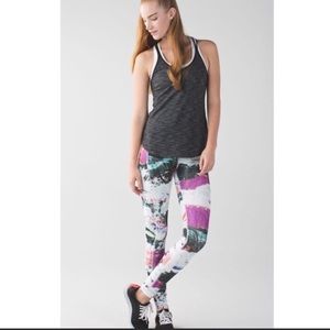 Lululemon Speed Tight III size 6